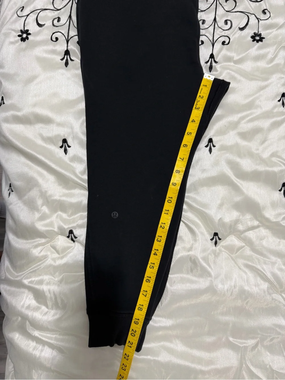 Lululemon Athletica Black Joggers - Picture 5 of 6
